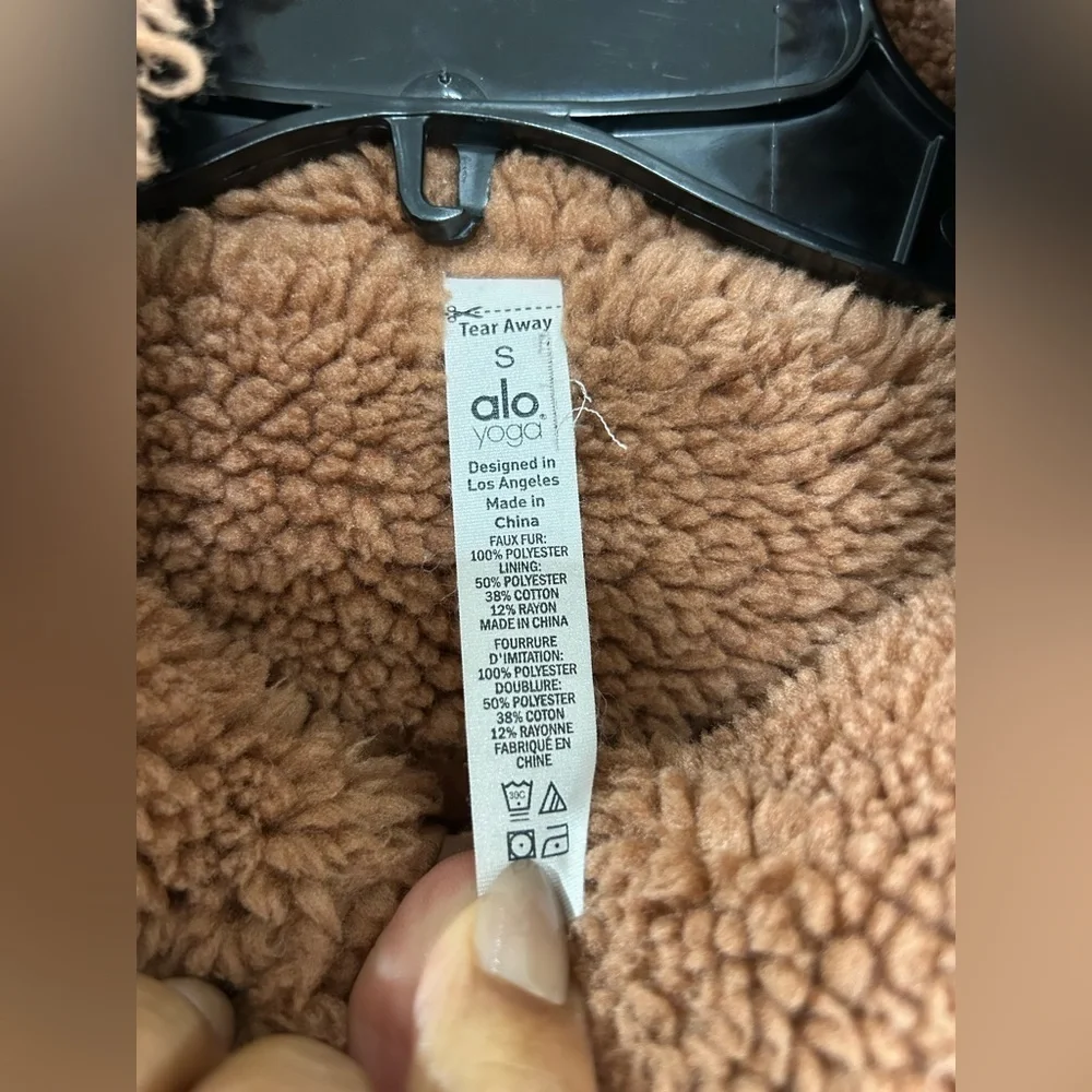 Alo Yoga Norte Sherpa Coat Full Zip